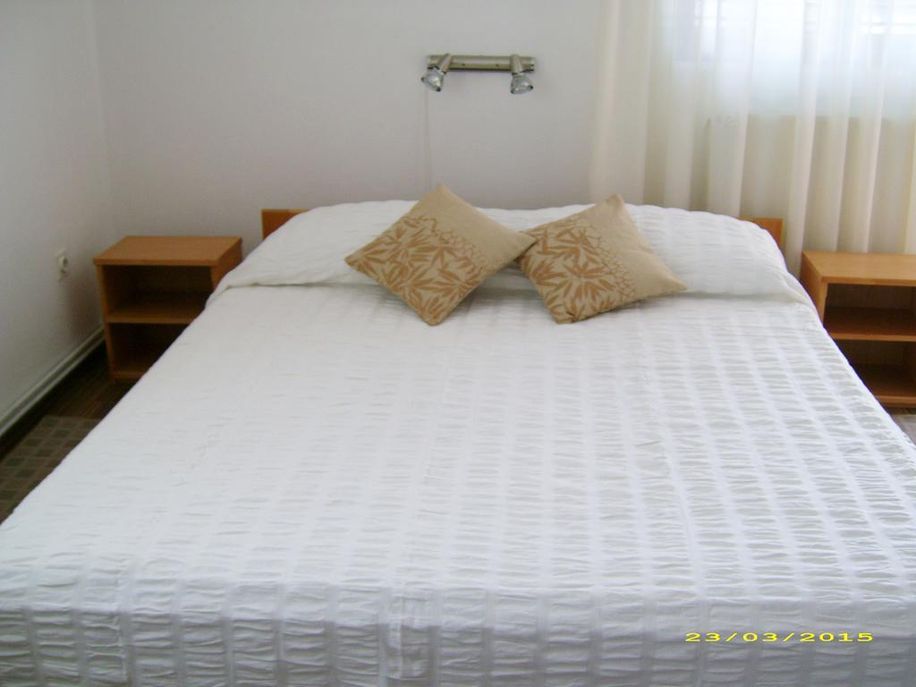 Vila Vuk พลิตวิชกา เยเซรา ห้อง รูปภาพ